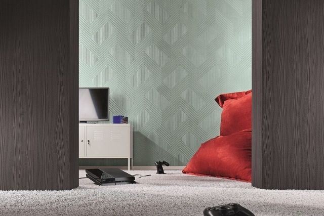 Jugendzimmer mit geometrischer Wandgestaltung